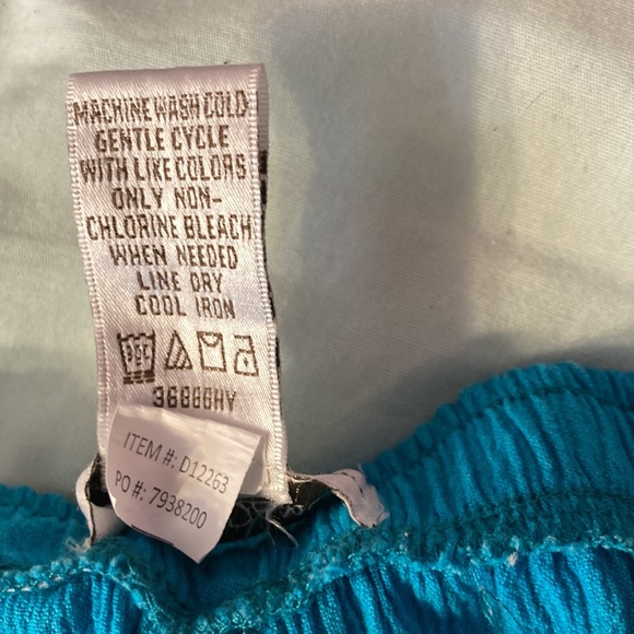 Draper’s & Damon’s stretchy capris with side pockets - Picture 5 of 7